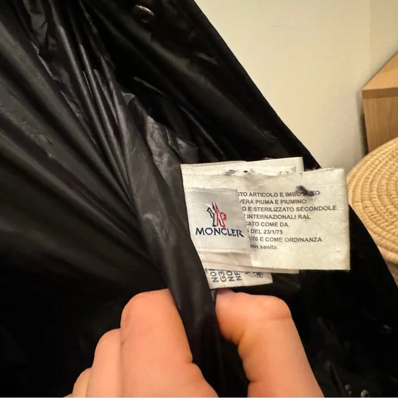 Moncler Dubbo Down Jacket - Picture 6 of 6